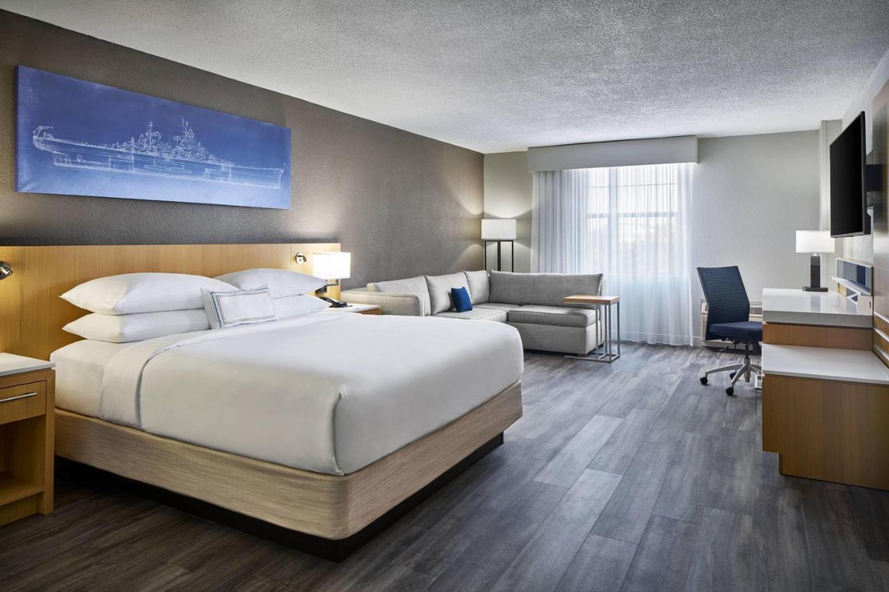 Delta Hotels By Marriott Norfolk Airport Esterno foto
