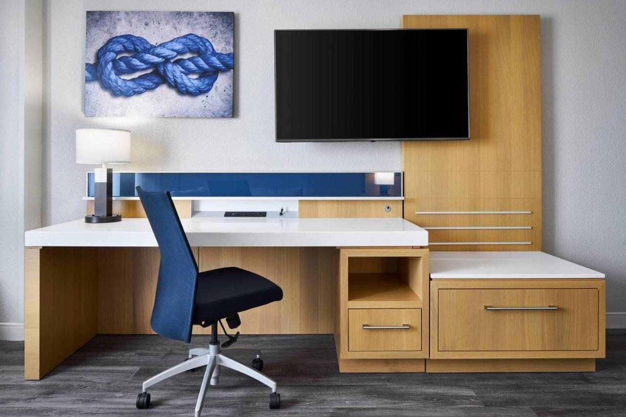 Delta Hotels By Marriott Norfolk Airport Esterno foto
