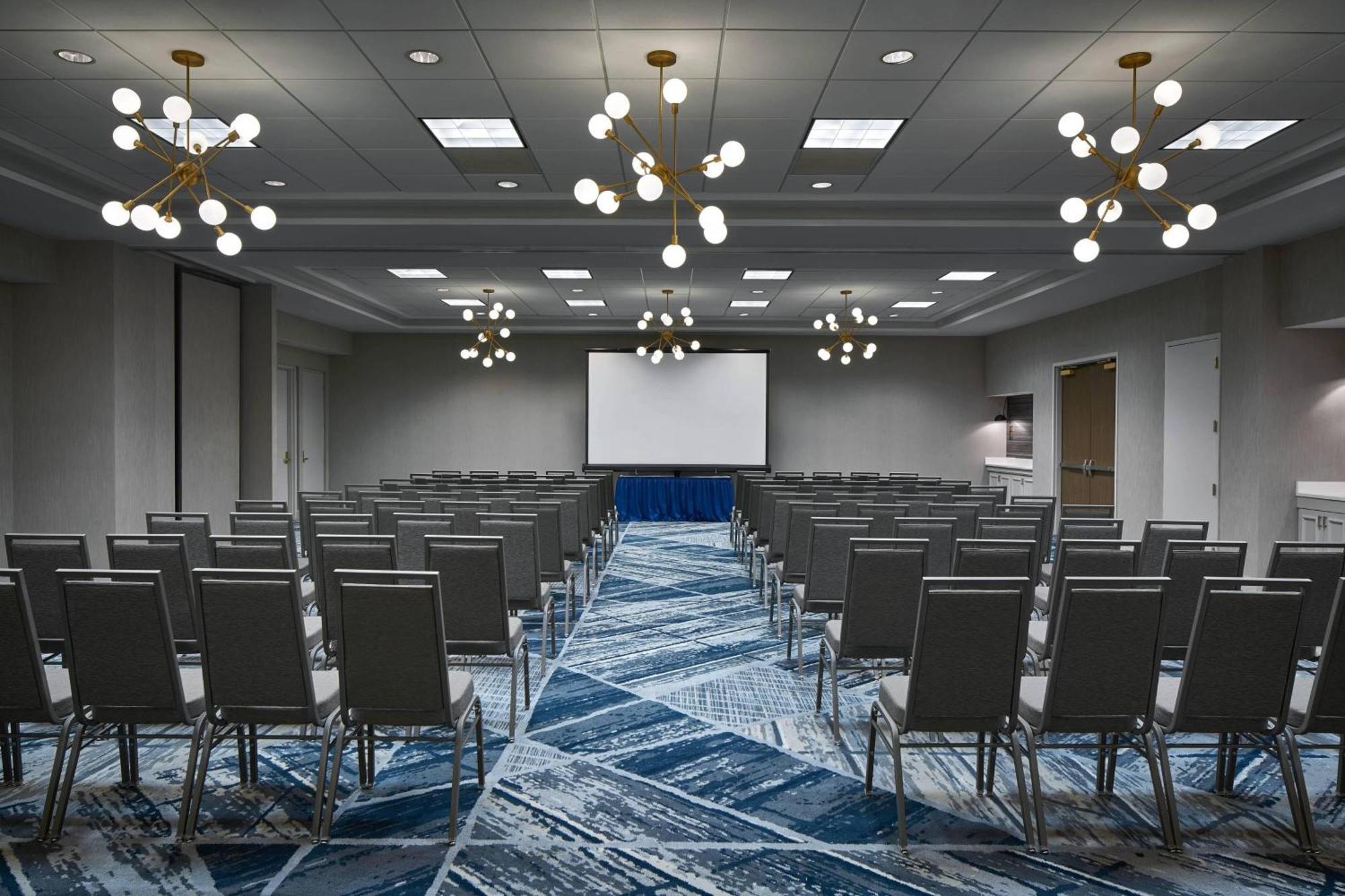 Delta Hotels By Marriott Norfolk Airport Esterno foto
