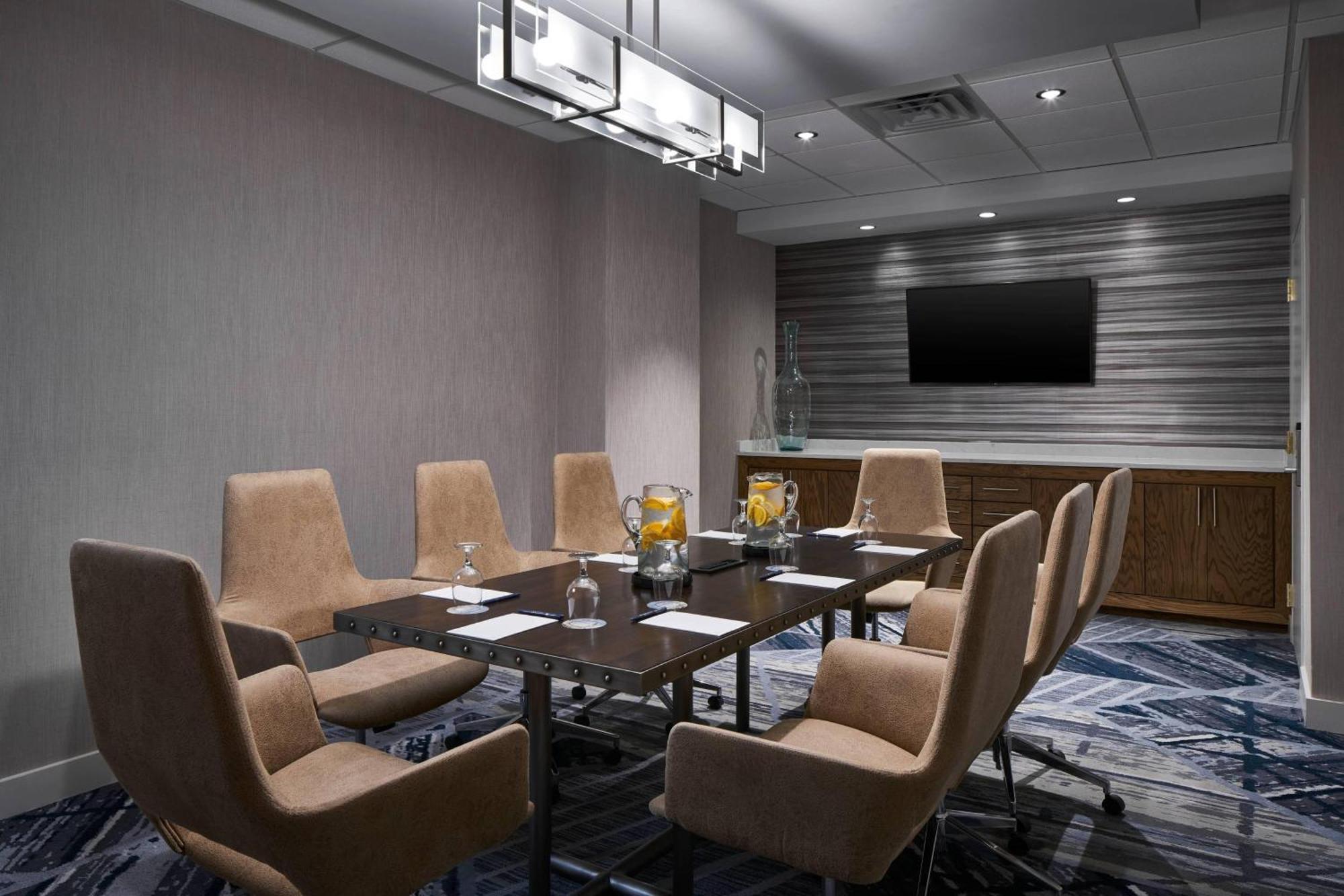 Delta Hotels By Marriott Norfolk Airport Esterno foto